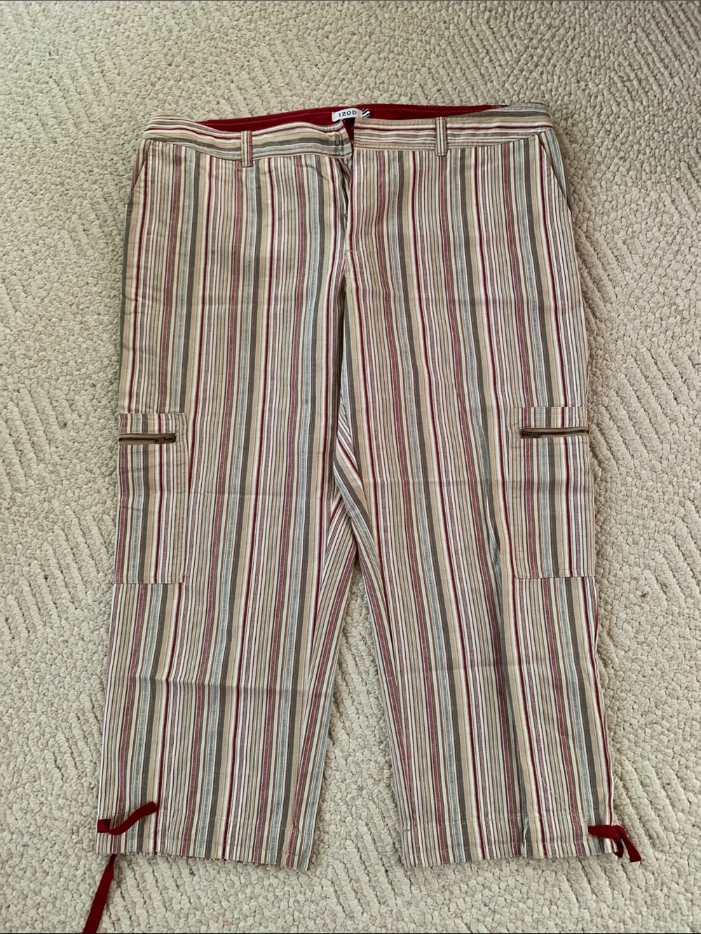 New Izod Women’s Size 16 Cargo Capri Pants - Red, Beige & Tan